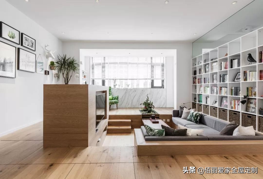 把书房装在客厅，原来这么有情调