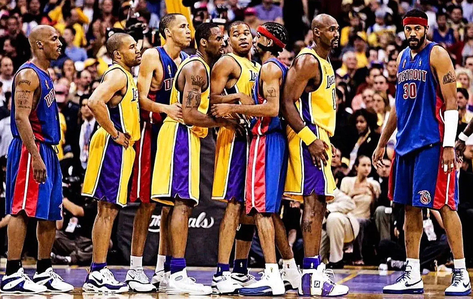 為什么看nba的越來(lái)越少了（為何看NBA的人越來(lái)越少？沒(méi)時(shí)間只是借口，這5點(diǎn)原因讓比賽變乏味）