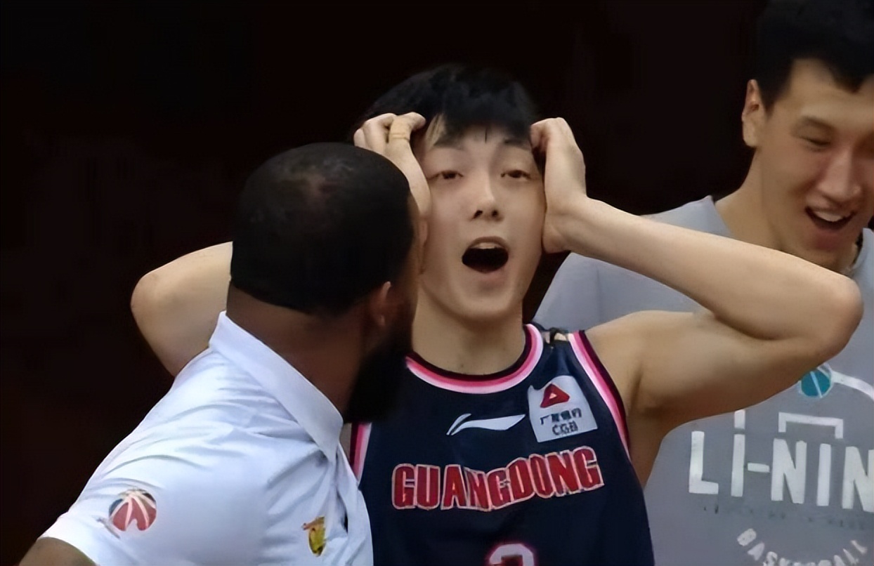 cba為什么要分階段（CBA第一階段就兩個字“亂斗”，其中究竟發生了什么？）