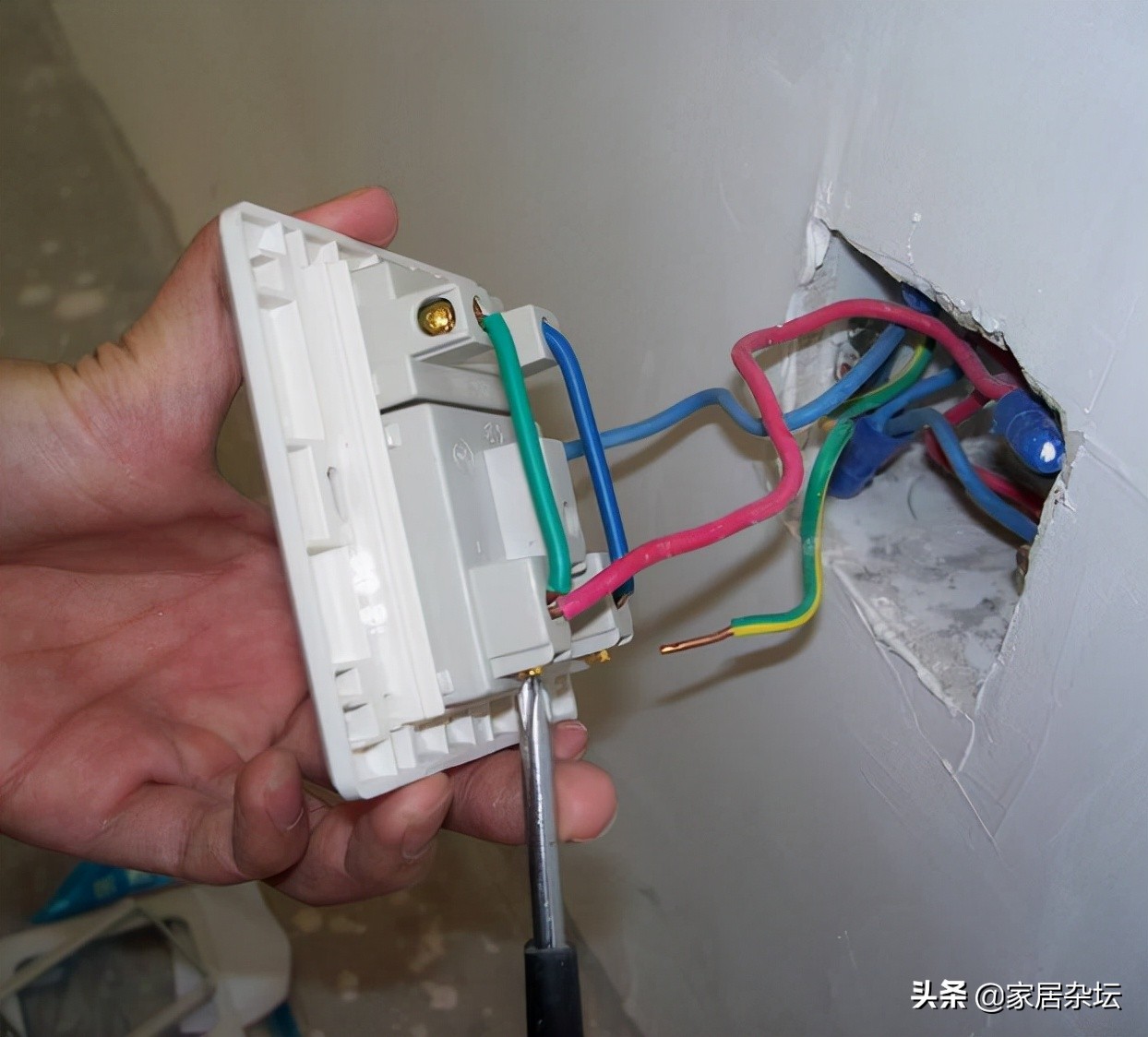 家里装修，有7种材料建议网购，不仅便宜，关键还很实用