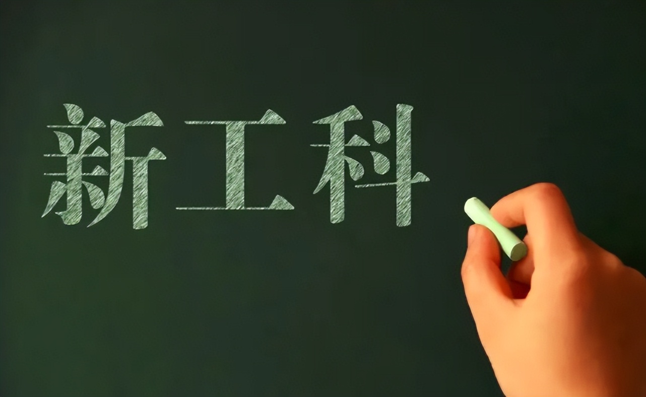 普通家庭供一名研究生，需要多费多少钱？看完费用后家长沉默了