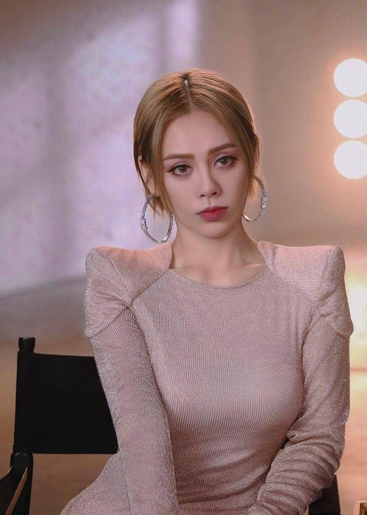 “男人会出格，多数是为了证明自己的存在价值”：影后宁静