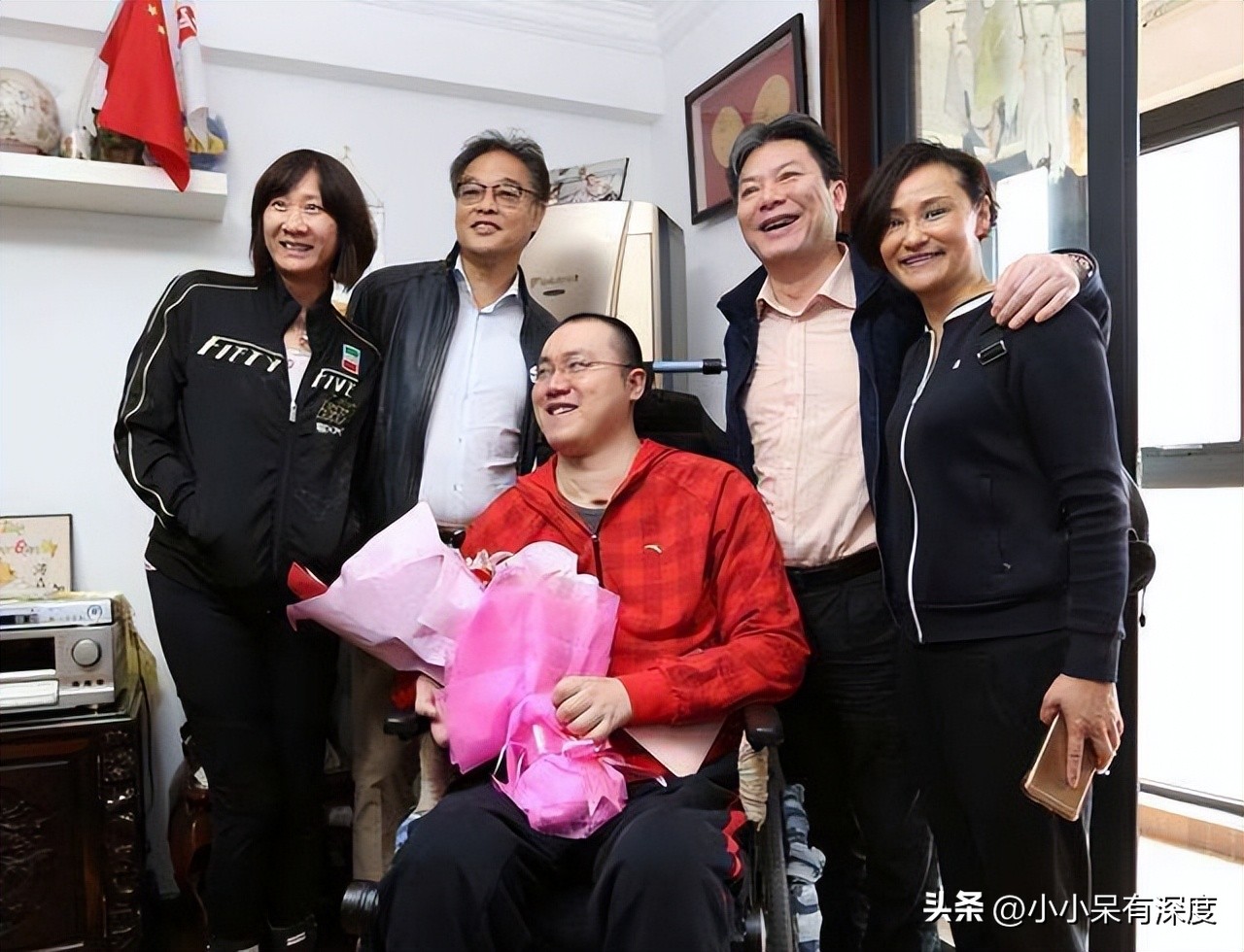 西甲中文解說哪里找（著名體育解說員蘇東，他的解說很有激情，他的前妻高敏，終獲幸福）