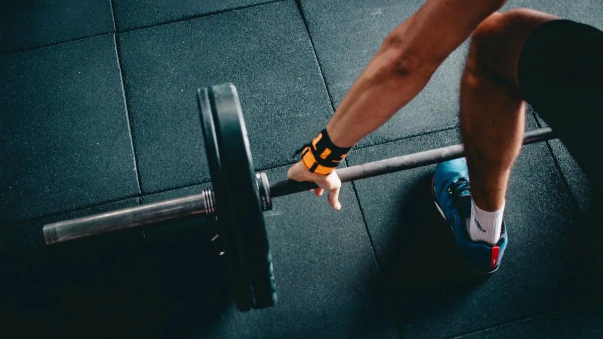 你会经常看健身视频来学习动作吗(谈谈健身房那些事，为什么要去健身？)