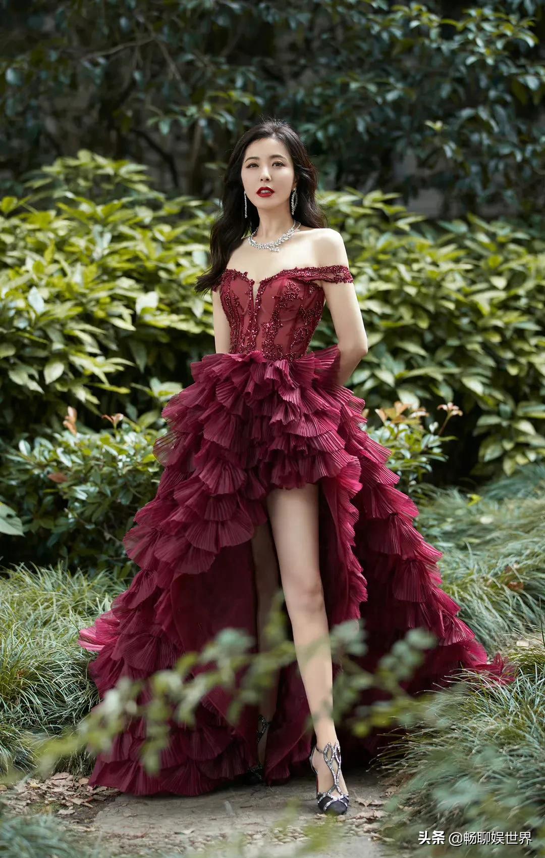 星汉灿烂曾黎45岁了还这么美