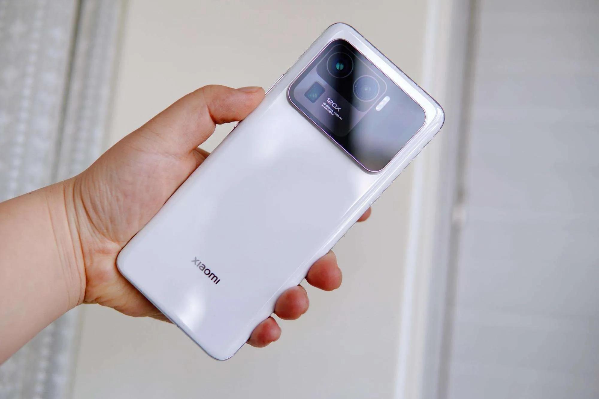 想要换手机的，目前这三款性价比超高的旗舰手机可以选择