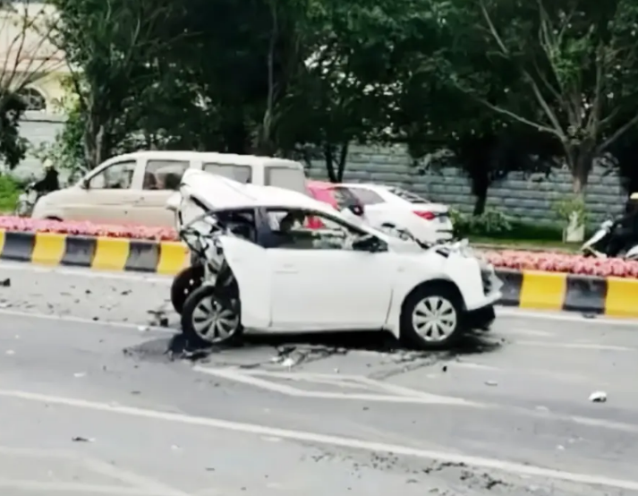 为何聪明人不买SUV？车主细数4大缺陷，太窒息