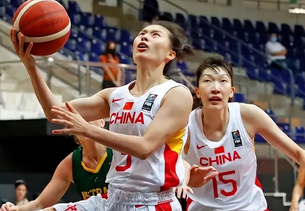 fiba世界杯最佳球员(女篮遭无视？FIBA评世界杯最强4人：中国队无一人上榜)