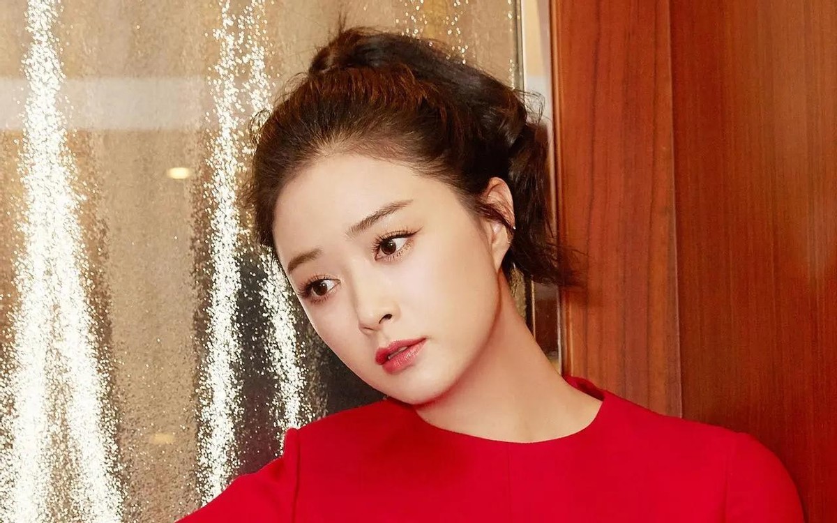 貌美如花却至今未婚，这12位大龄女星，各有各的苦衷