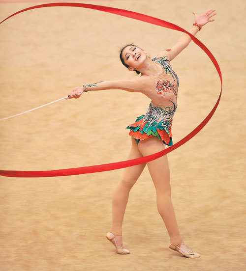 中国十大美女运动员(中国体操十大美女运动员)