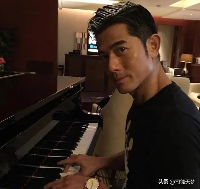 被盗失火，港星的豪宅比他们的花边还好看