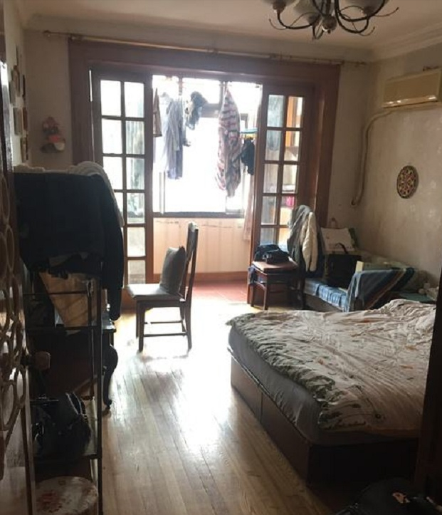 2015年，江苏女工意外收到1530万元的转账，来自15年前收养的孤儿