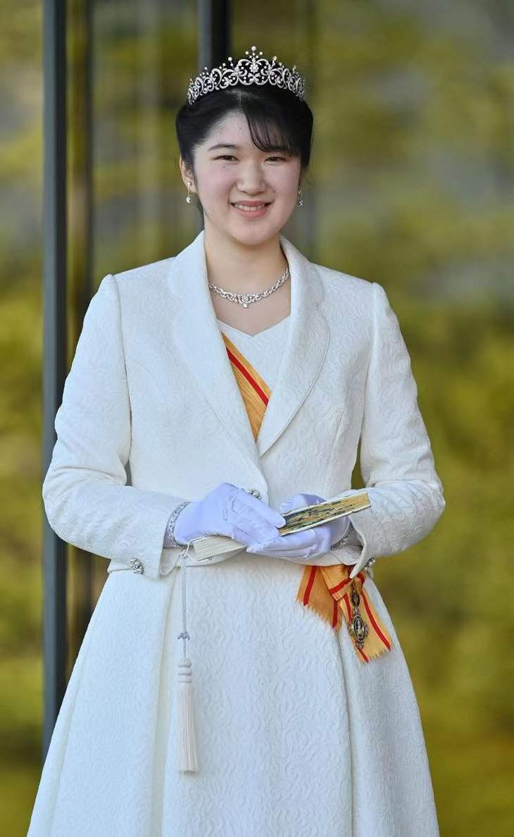 日本的最丑公主,童年惨遭校园伤害,曾因言论暴瘦至74斤成纸片人
