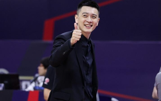 为什么电视不直播CBA了（CCTV5罕见放弃北京首钢，为辽粤大战让路，巅峰对决引爆收视狂潮）