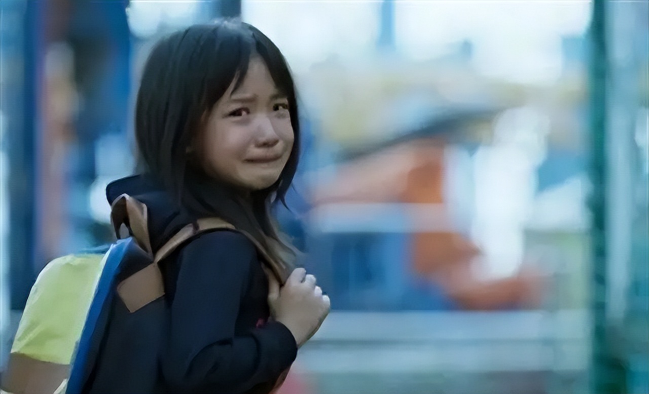 滚油灌进女儿嘴里，更把骨灰肆意践踏，恶魔母亲至今毫无悔意
