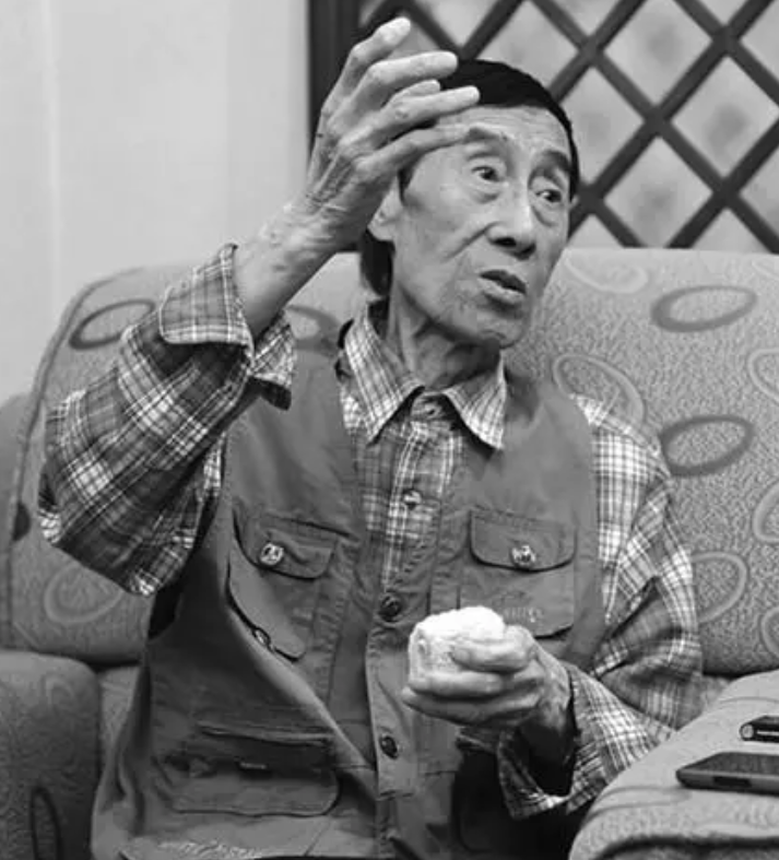 著名演员梁音：丧偶陷入悲痛，77岁时女儿撮合他与影迷再婚