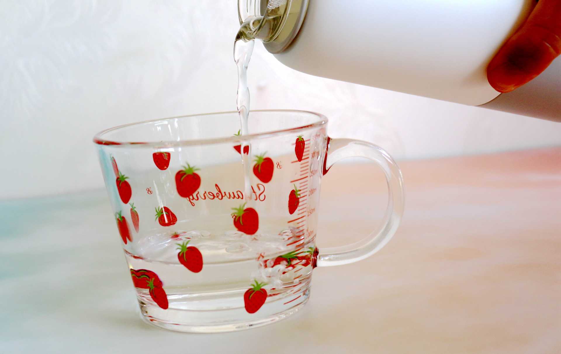 聪明妈妈新选择——七彩叮当无线便携调奶器