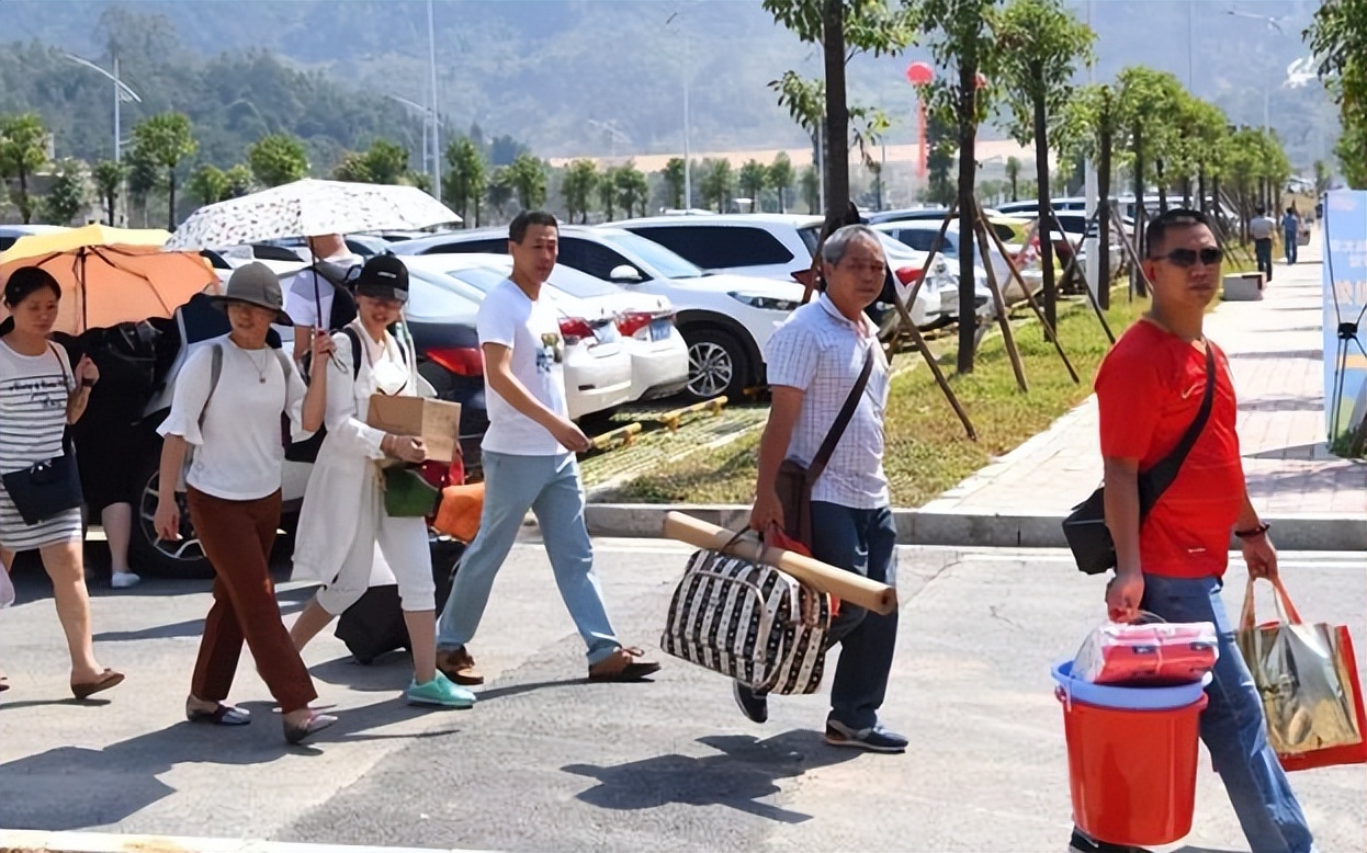 高考生报省内大学好，还是省外大学好？大学毕业才明白其中的差异