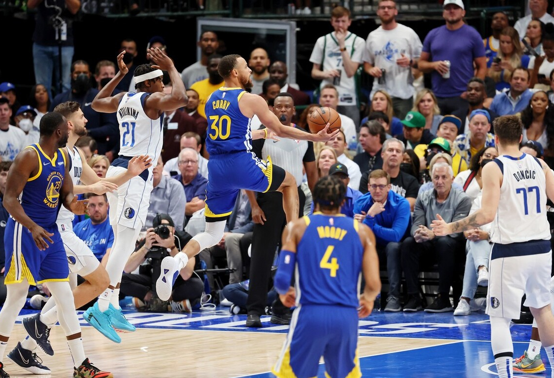 nba哪些号只有一个球员（湖人和勇士是模板！却都无法复制，23号只有一个，30号也只有一个）