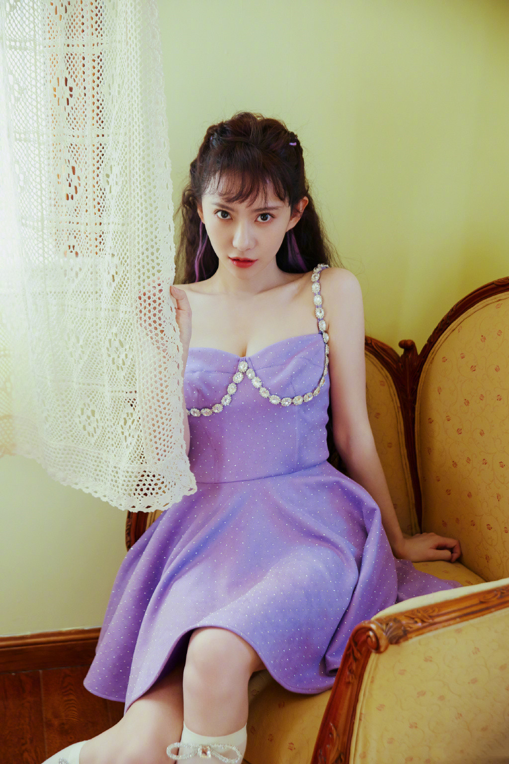 刘萌萌的公主裙少女感，让人不禁想起诺澜的味道，有点可爱哦