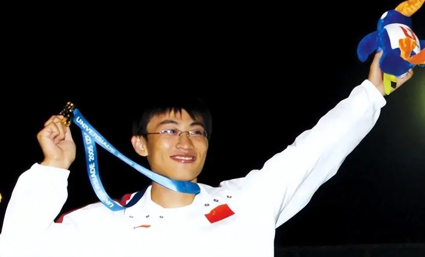 通过高考检验，那些中国体育的真学霸，有人在清华，有人读到博士