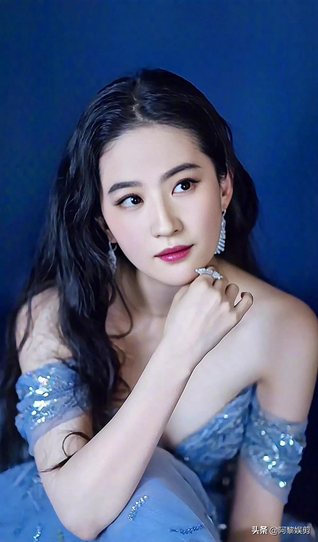 刘亦菲的这身装扮太漂亮了