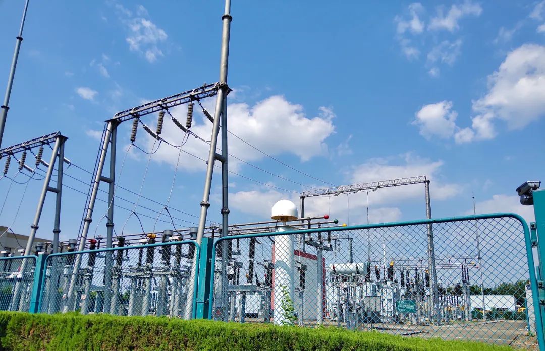 ˾�ϵ����뱱��ͬ�е�ʮ�꣬������ʶ��£�Ӧ��ˮ������