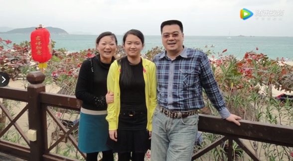 “你不肯说，我替你说，尸体在河里……”