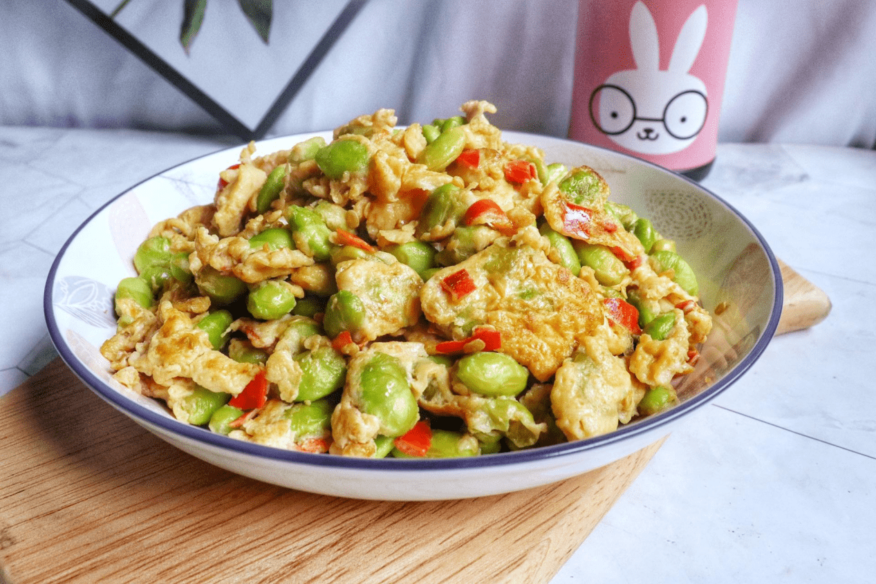 【毛豆炒鸡蛋】做法步骤图 美味下饭 孩子都抢着吃-起舞食谱网