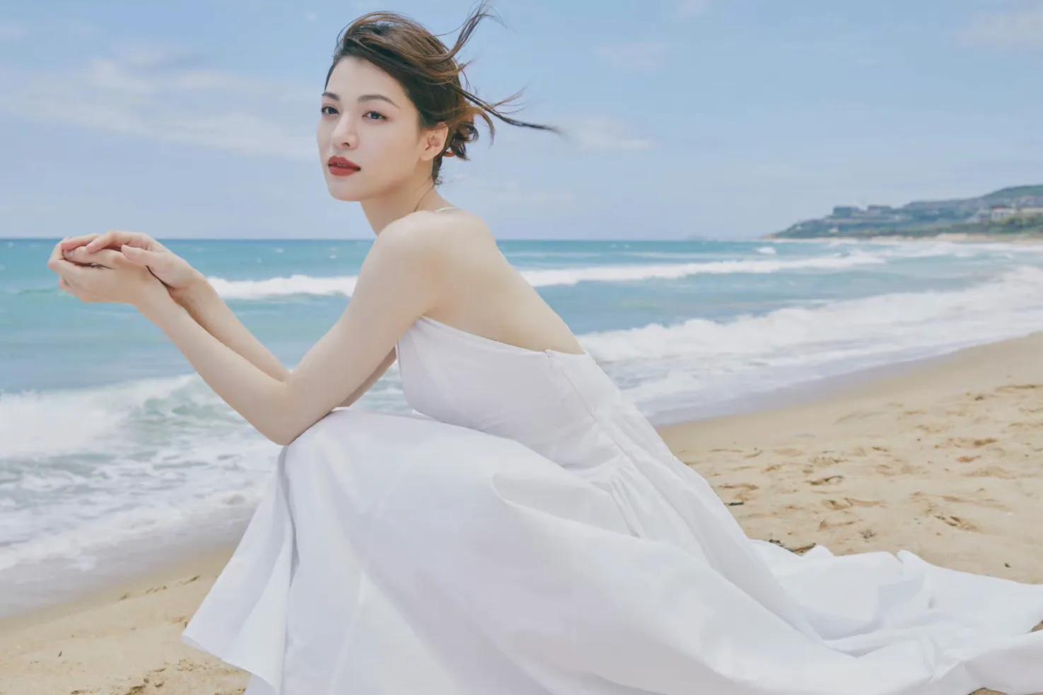 钟楚曦近期穿搭