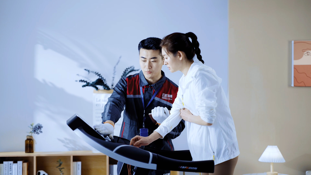 让每个人的热爱不褪色，实现她的健康美学