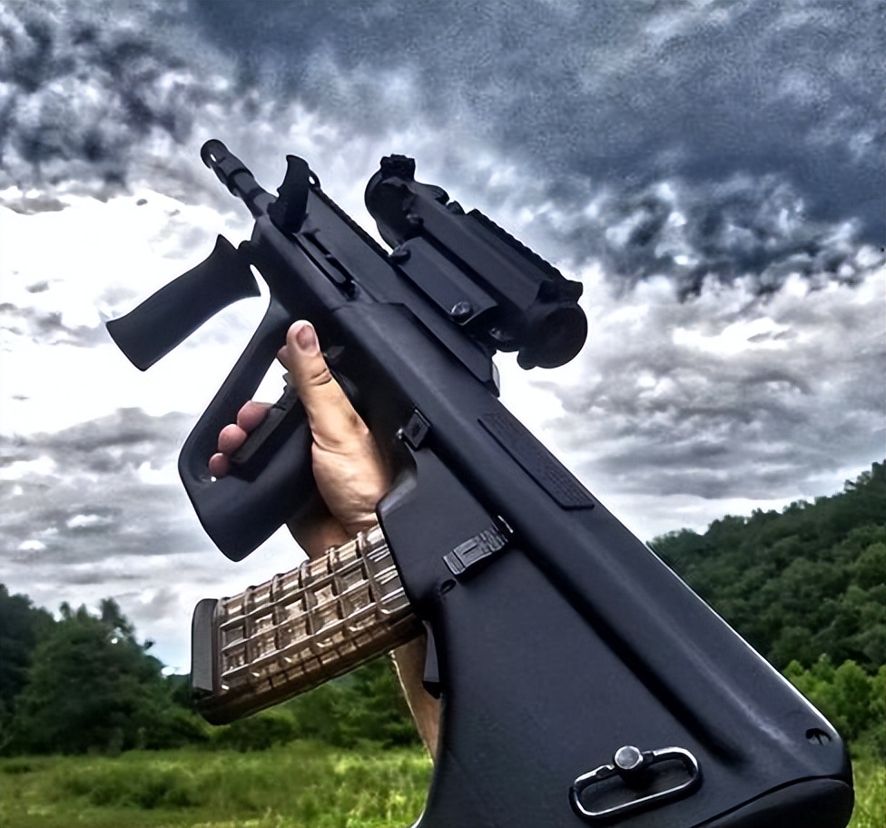 世界十大突击步枪之aug