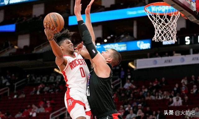 nba东西部哪些球队(NBA30支球队实力最新排名：太阳队仍然占据榜首，火箭队跌至垫底)