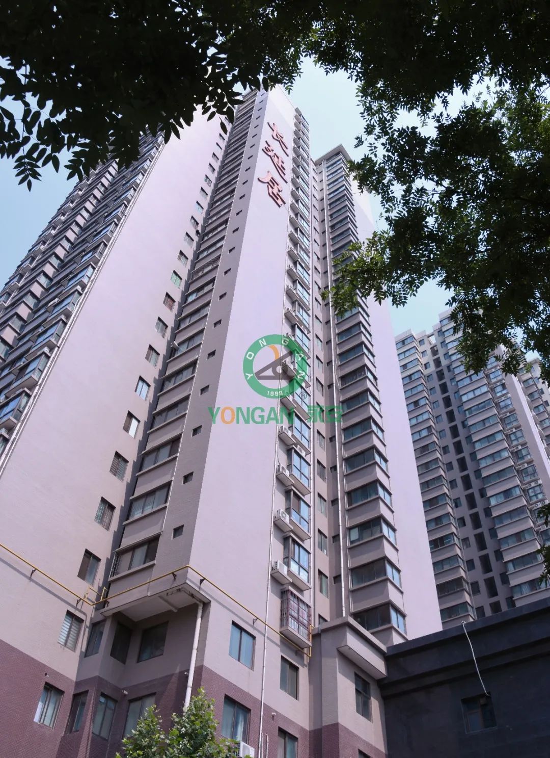 愚人节可以开玩笑，但陶瓷保温装饰一体板的品质不会愚弄任何人