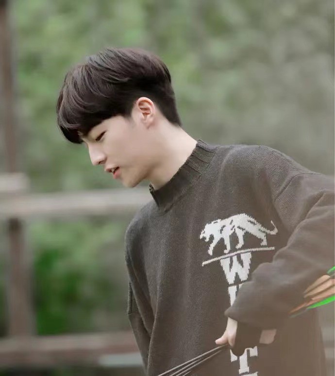 《中餐厅6》阵容上热搜，张若昀加盟不意外，大满贯视后才是惊喜