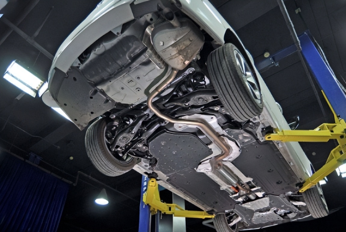 国产特斯拉底盘,竟是"格力制造"?高端机床,董明珠"赌"对了