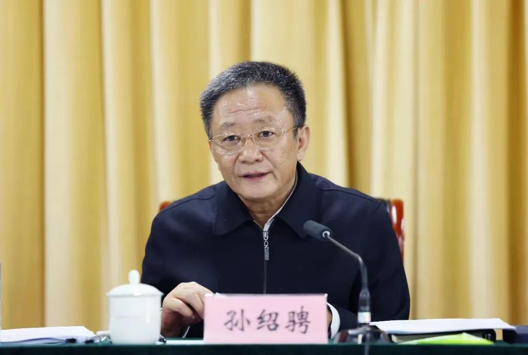 民政部优抚安置局民政部优抚安置局副局长马飞雄