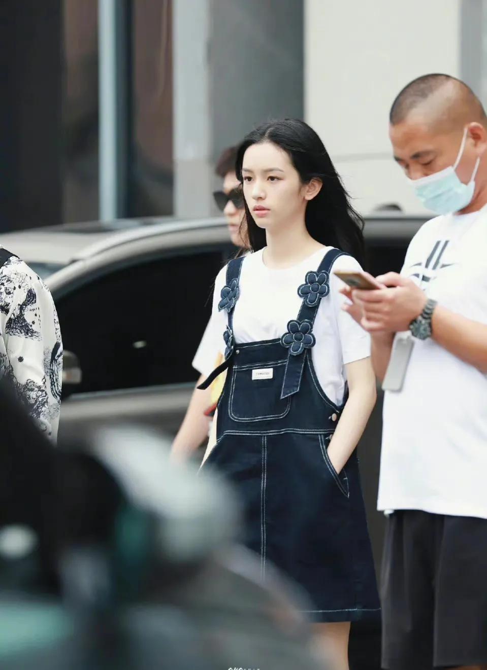 娱乐速递：肖战、周杰伦刘畊宏、王一博吴宣仪、高圆圆李小冉白鹿