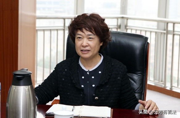 “千億女煙王”盧平和她的情人