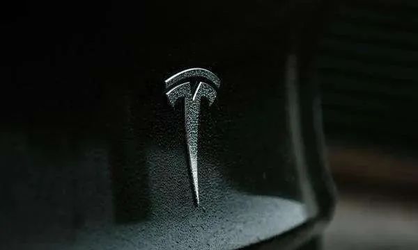 腾讯再裁员！美国520亿美元芯片法案难产！俄天然气供应或中断？