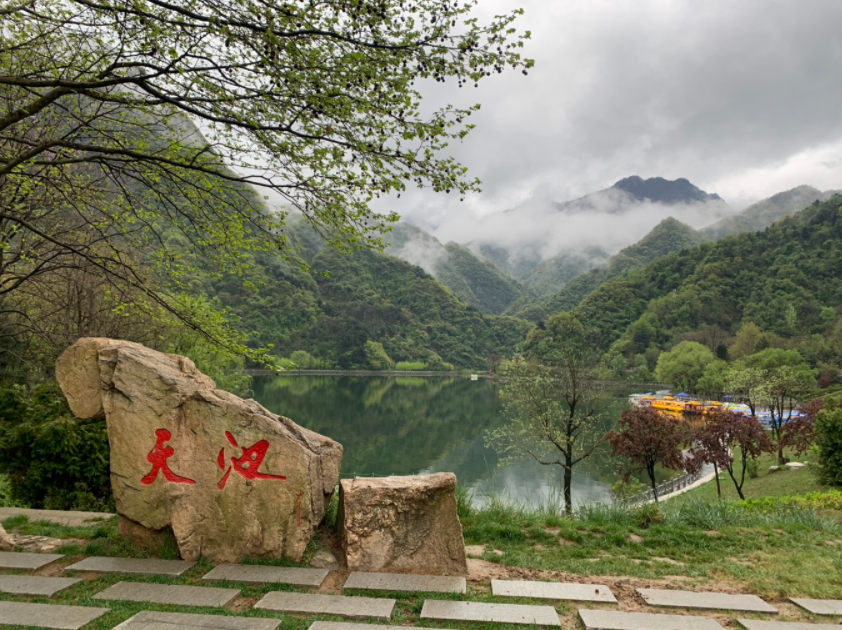西安周边游｜春季必爬的10座山，1小时就能直达，你爬过几座？