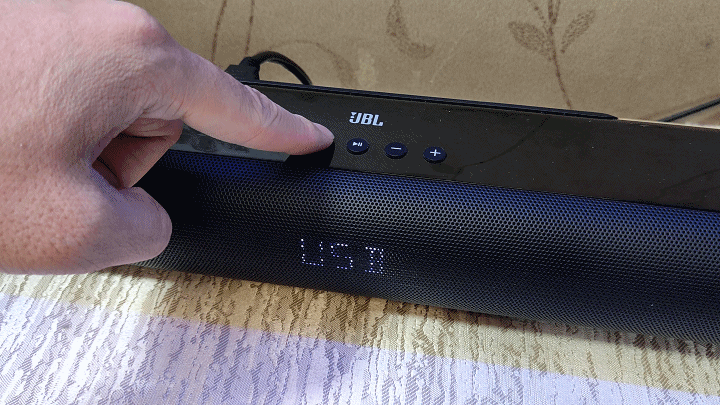 如何让客厅变成KTV？JBL KTV 350回音壁K歌不停