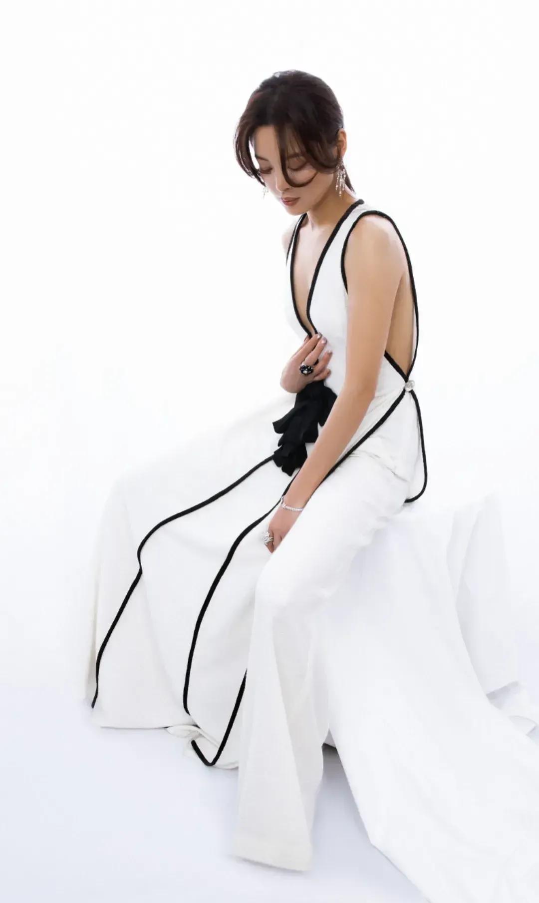 高圆圆、古力娜扎、蔡文静美图大赏，微微一笑很倾城