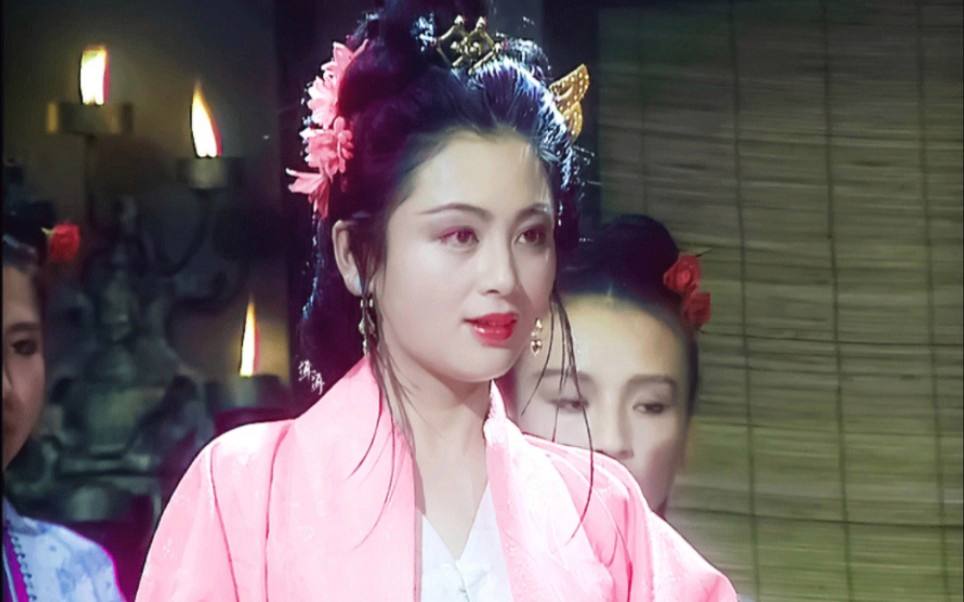 陈红在《三国演义》中饰演貂蝉,倾国倾城的美貌,网友:太惊艳