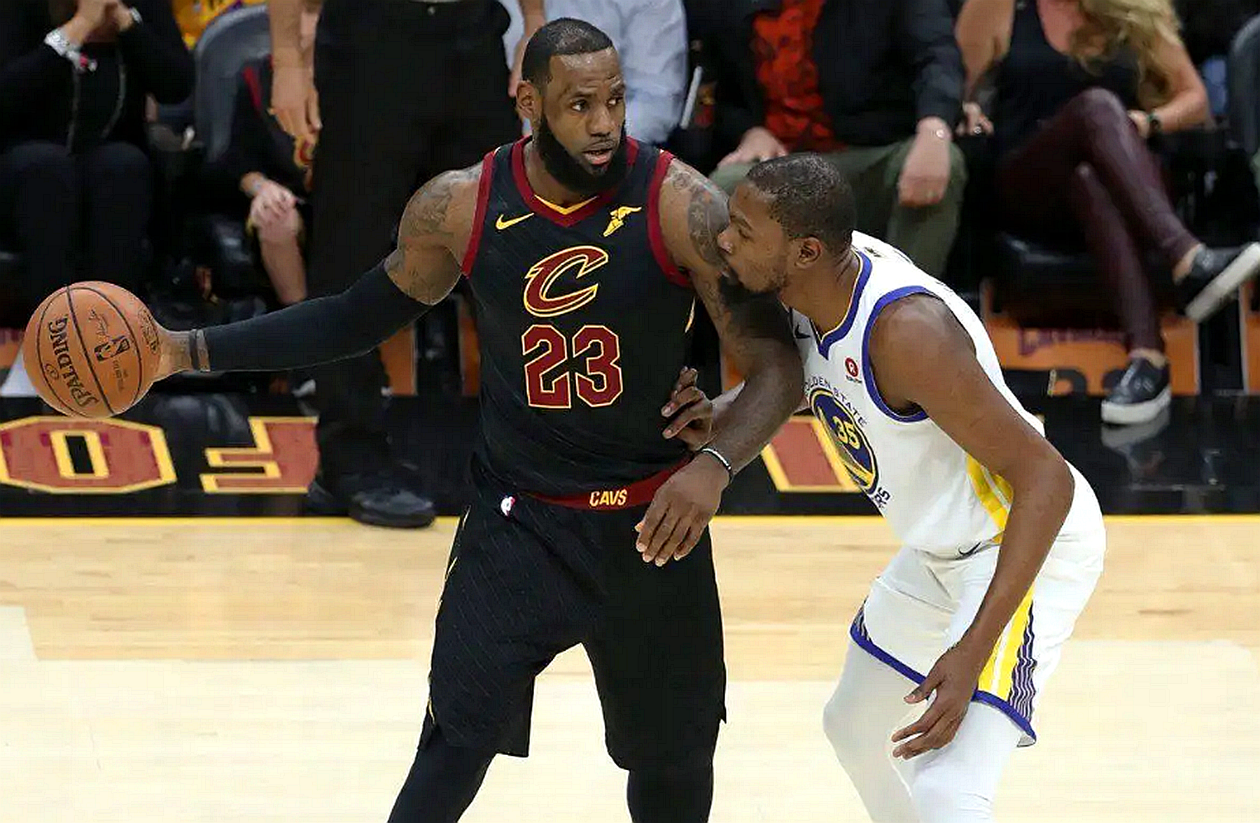 為什么看nba的越來(lái)越少了（為何看NBA的人越來(lái)越少？沒(méi)時(shí)間只是借口，這5點(diǎn)原因讓比賽變乏味）