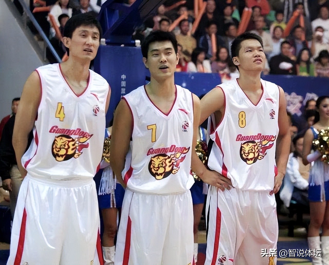 王仕鹏cba哪个队（走马上任，39岁王仕鹏走上新岗位，薪酬曝光，他没让杜锋失望）-趣拿体育