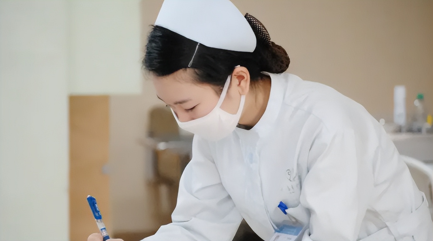 适合大专生报考这10个专业，含金量高实用性强，毕业容易找工作