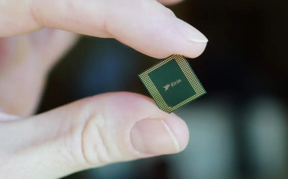 67华为要造光刻机?芯片卡脖子局面有望缓和,星星之火终将燎原