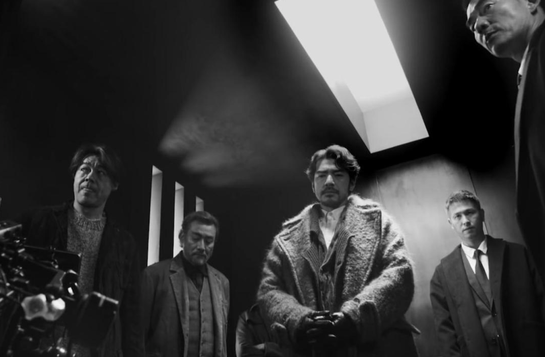 暗无天日2015电影剧情「分析」 _晶羽科技