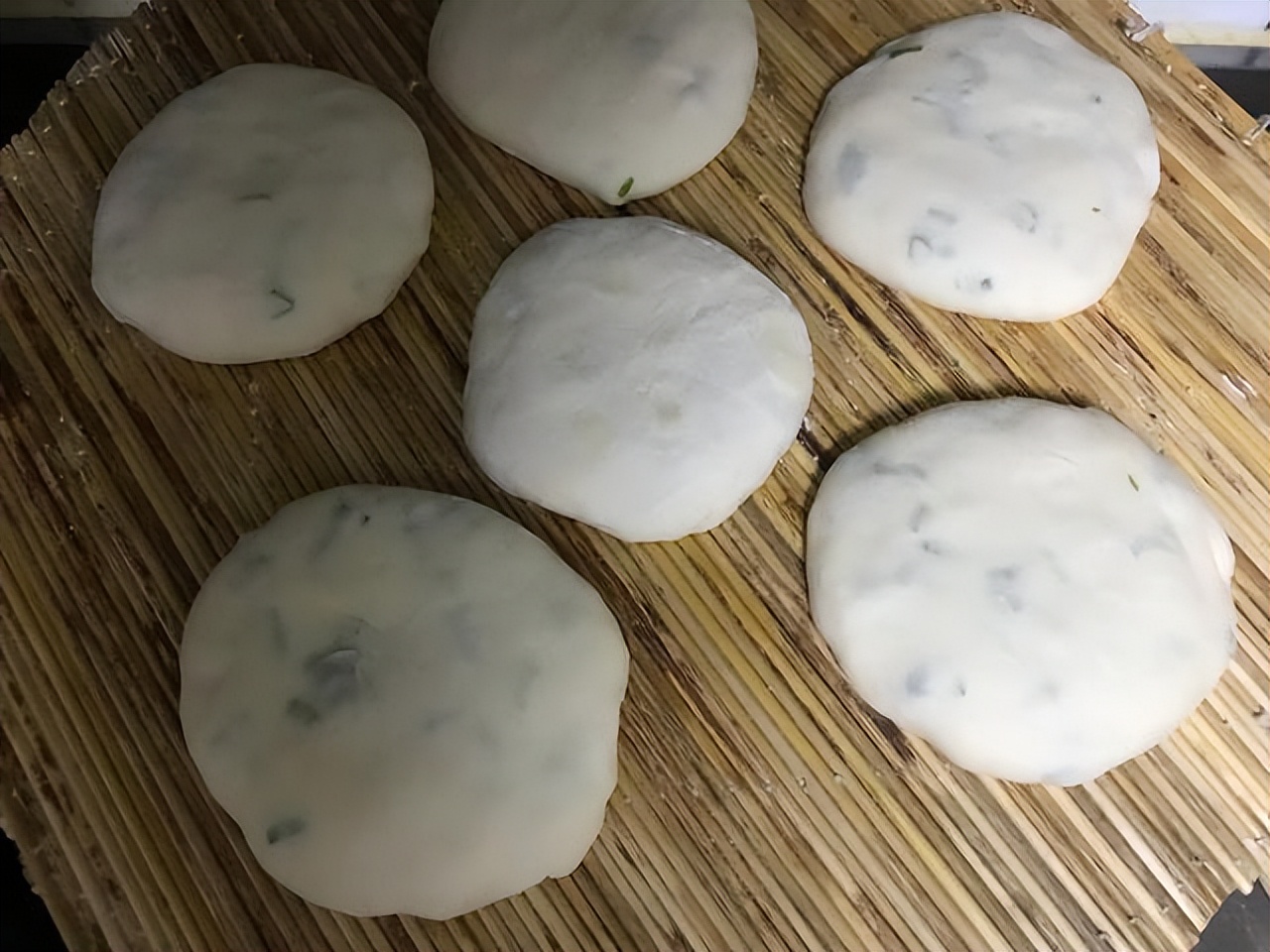 图片[14]-【葱花饼】做法步骤图  酥香层又多 凉了也不硬-起舞食谱网